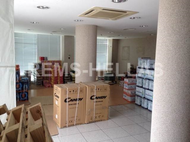 (Vermietung ) Gewerbeimmobilien Geschäft || Piraias/Piraeus - 140,00m², 3.000€ 