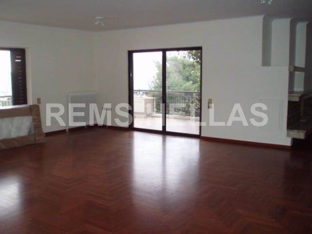 (Vermietung ) Residential Wohnung || Athens North/Nea Erithraia - 300,00Sq.m, 4Bedrooms, 2.500€ 