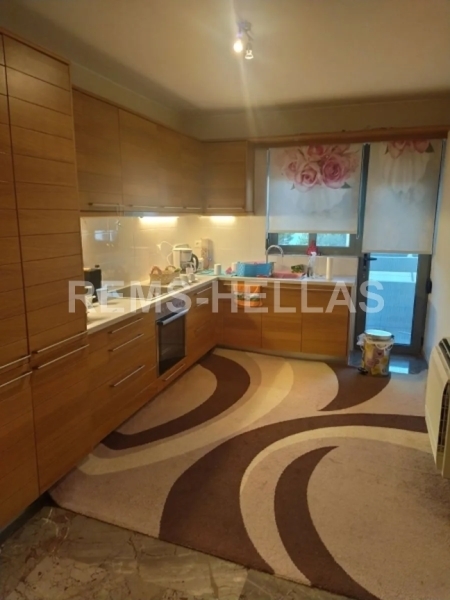 (Аренда) Жилая 2 levels apartment || Восточная Аттика/Вула - 130 кв.м, 3 Спальня/и, 2.600€ 
