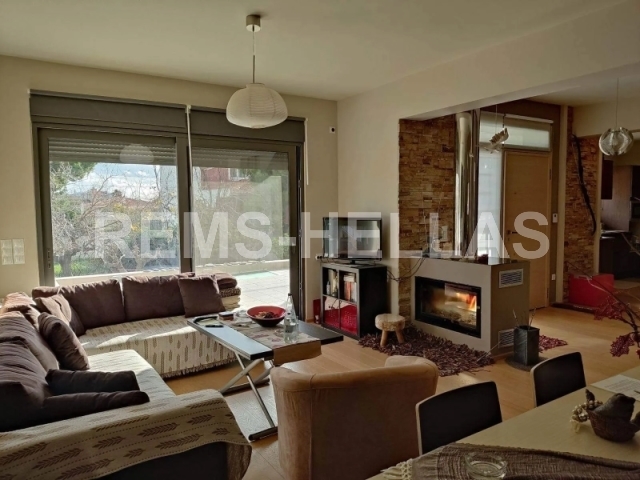 (Verkauf) Wohnung/Residenz Einzelhaus  || East Attica/Artemida-Loutsa - 267 m², 5 Schlafzimmer, 700.000€ 