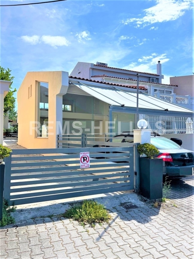 (Vermietung ) Gewerbeimmobilien Geschäft || Athens North/Nea Erithraia - 120 m², 1.250€ 